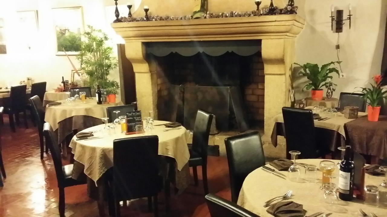 Auberge De Pachoquin Meounes-les-Montrieux ภายนอก รูปภาพ