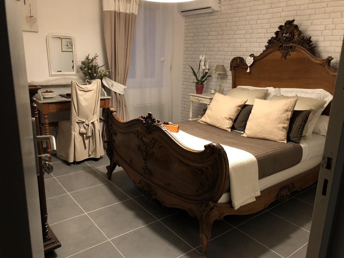 Auberge De Pachoquin Meounes-les-Montrieux ภายนอก รูปภาพ