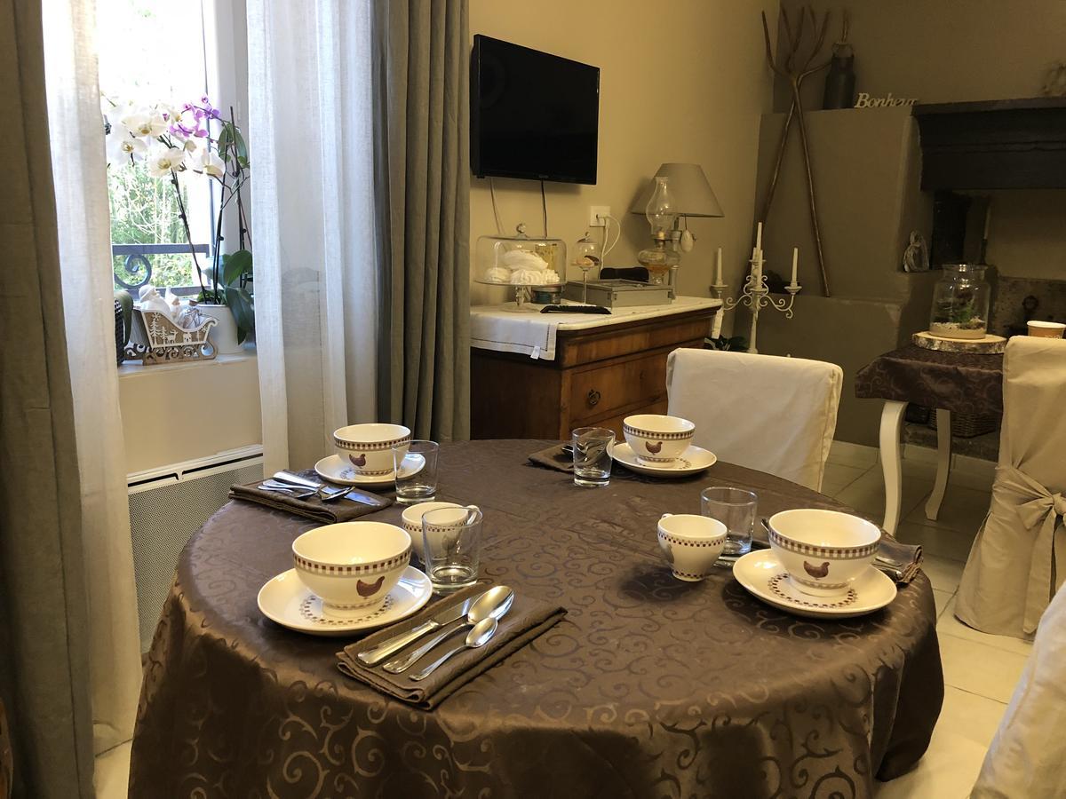 Auberge De Pachoquin Meounes-les-Montrieux ภายนอก รูปภาพ