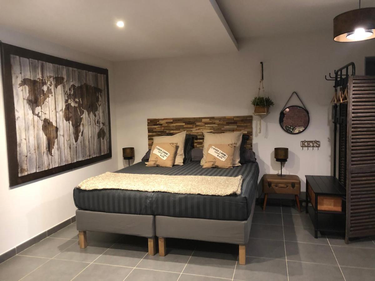 Auberge De Pachoquin Meounes-les-Montrieux ภายนอก รูปภาพ